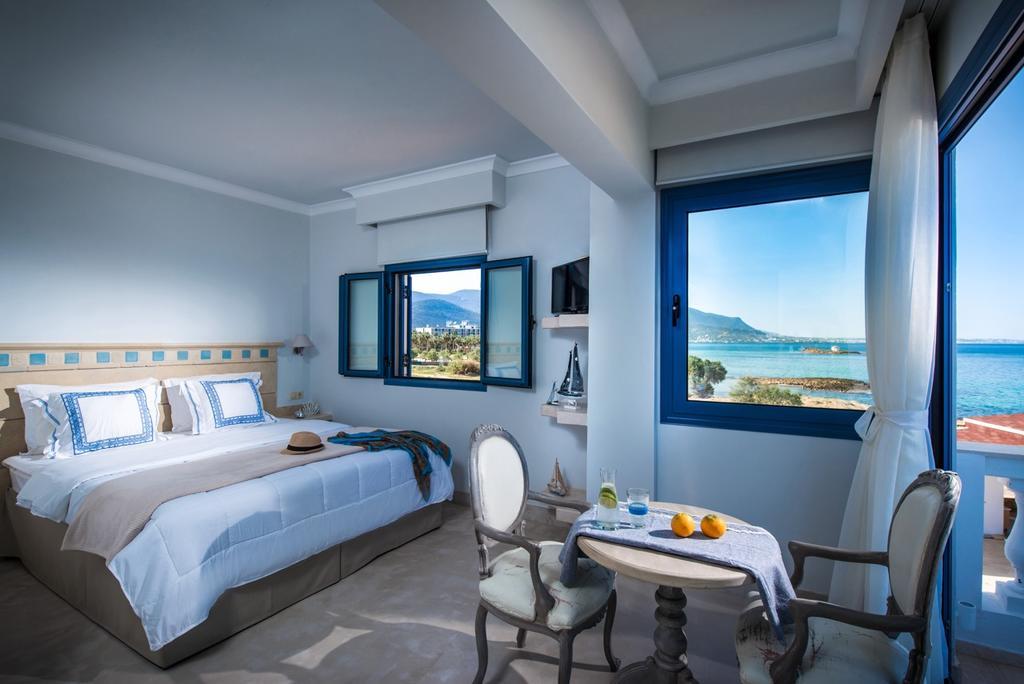 Pyrgos Blue Aparthotel Malia Exteriör bild