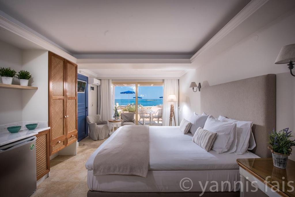 Pyrgos Blue Aparthotel Malia Exteriör bild